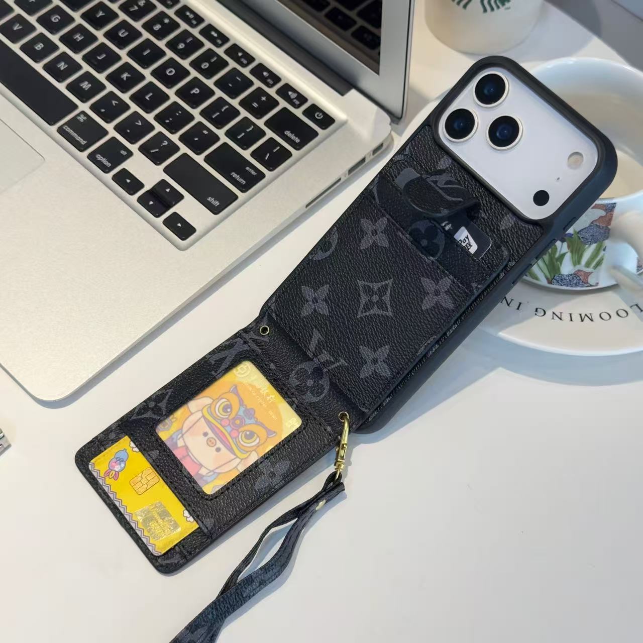 IPhone 17 Pro Case With Small Strap