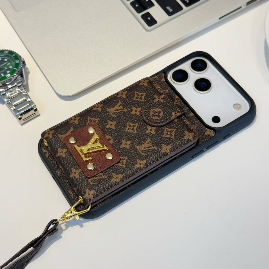 IPhone 17 Pro Case With Small Strap