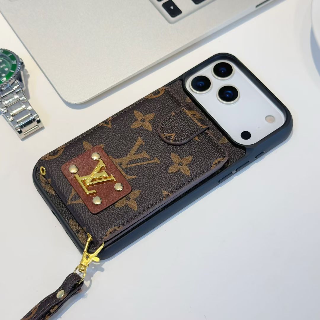 IPhone 17 Pro Case With Small Strap