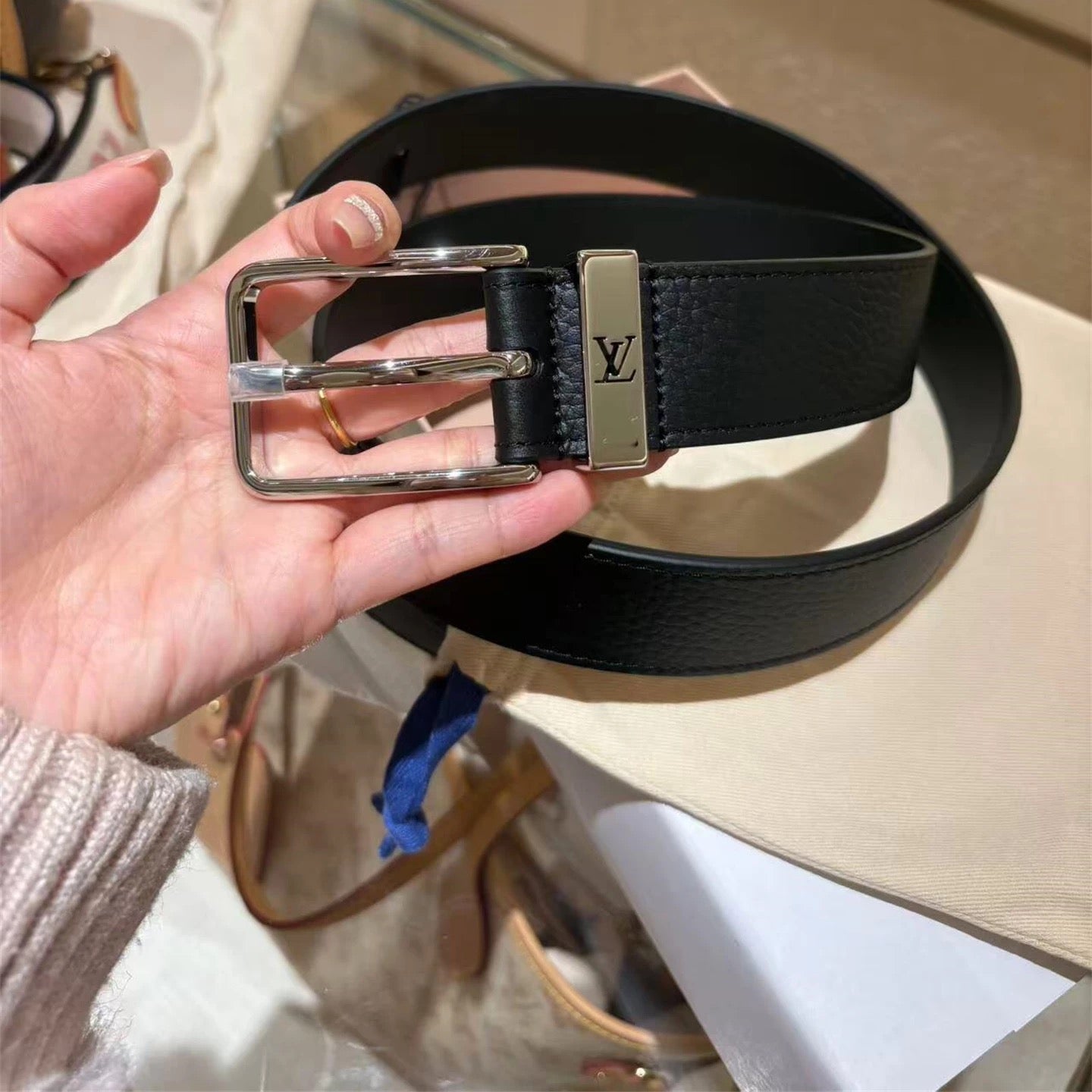 2-color Fashion Belt Style 010 – Premium Leather Belt