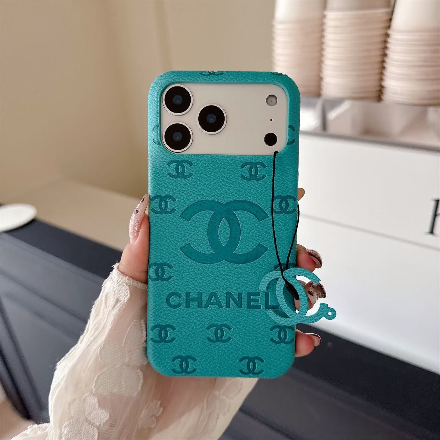 Luxury Phone Case For iPhone 17 / 16 / 15 / 14
