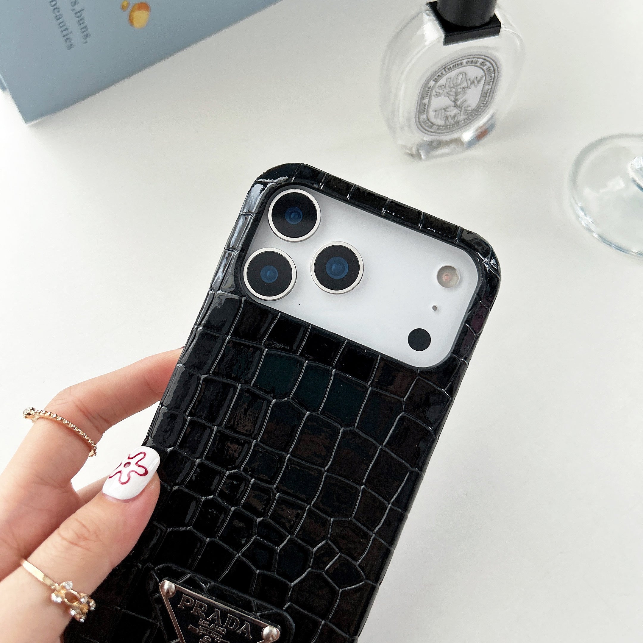 Elegant Apple iPhone Case For iPhone 17 / 16 / 15 / 14
