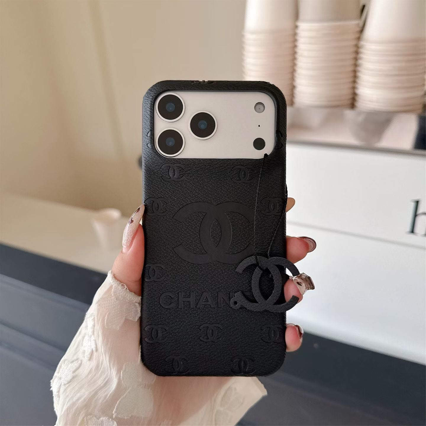 Luxury Phone Case For iPhone 17 / 16 / 15 / 14
