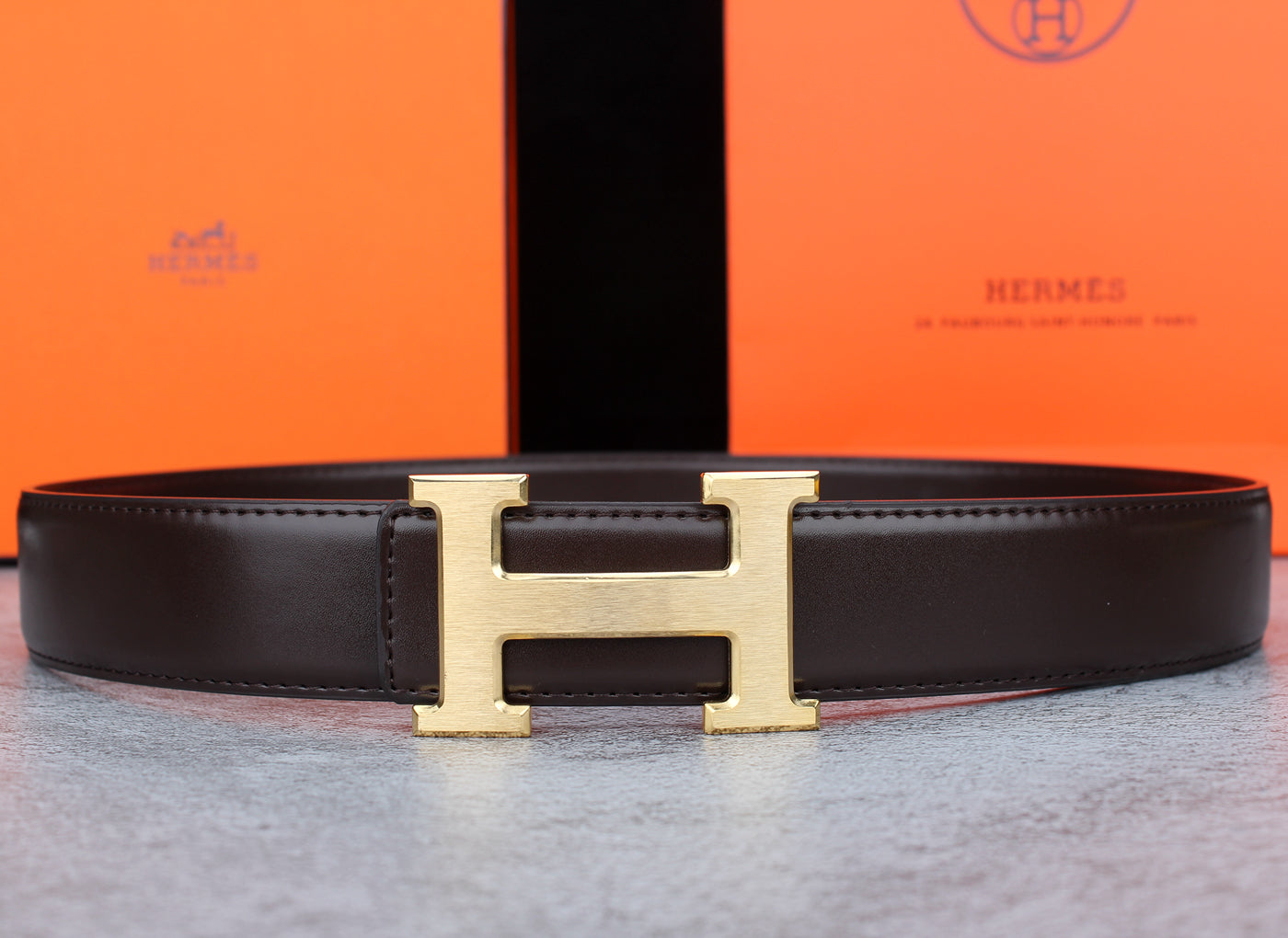 2 Colors Classic Buckle Leather Belt – Premium Leather Belt