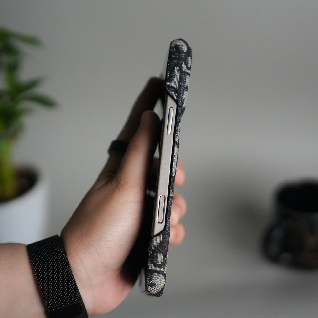 Luxury Design Case For iPhone 17 / 16 / 15 / 14