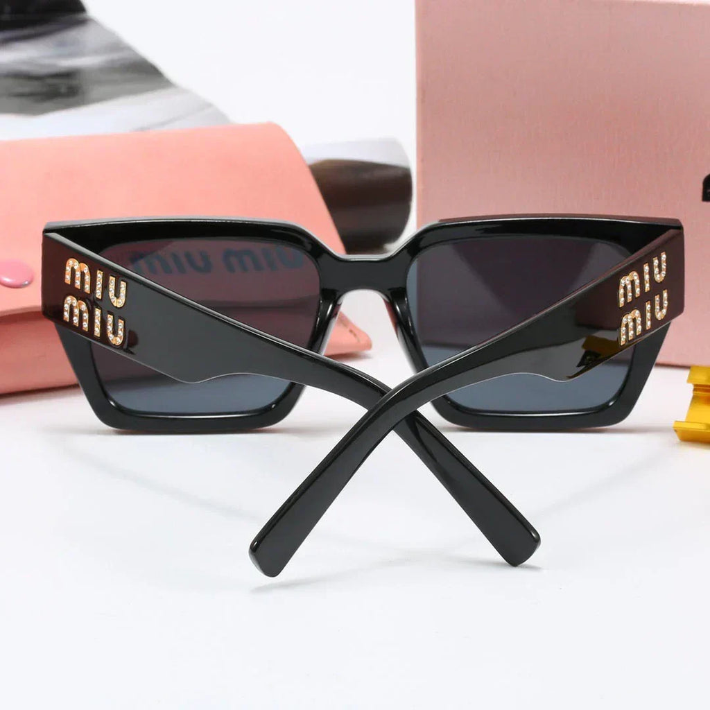 Luxury Square Frame Universal Sunglasses 4018 – UV400 Protection Sunglasses