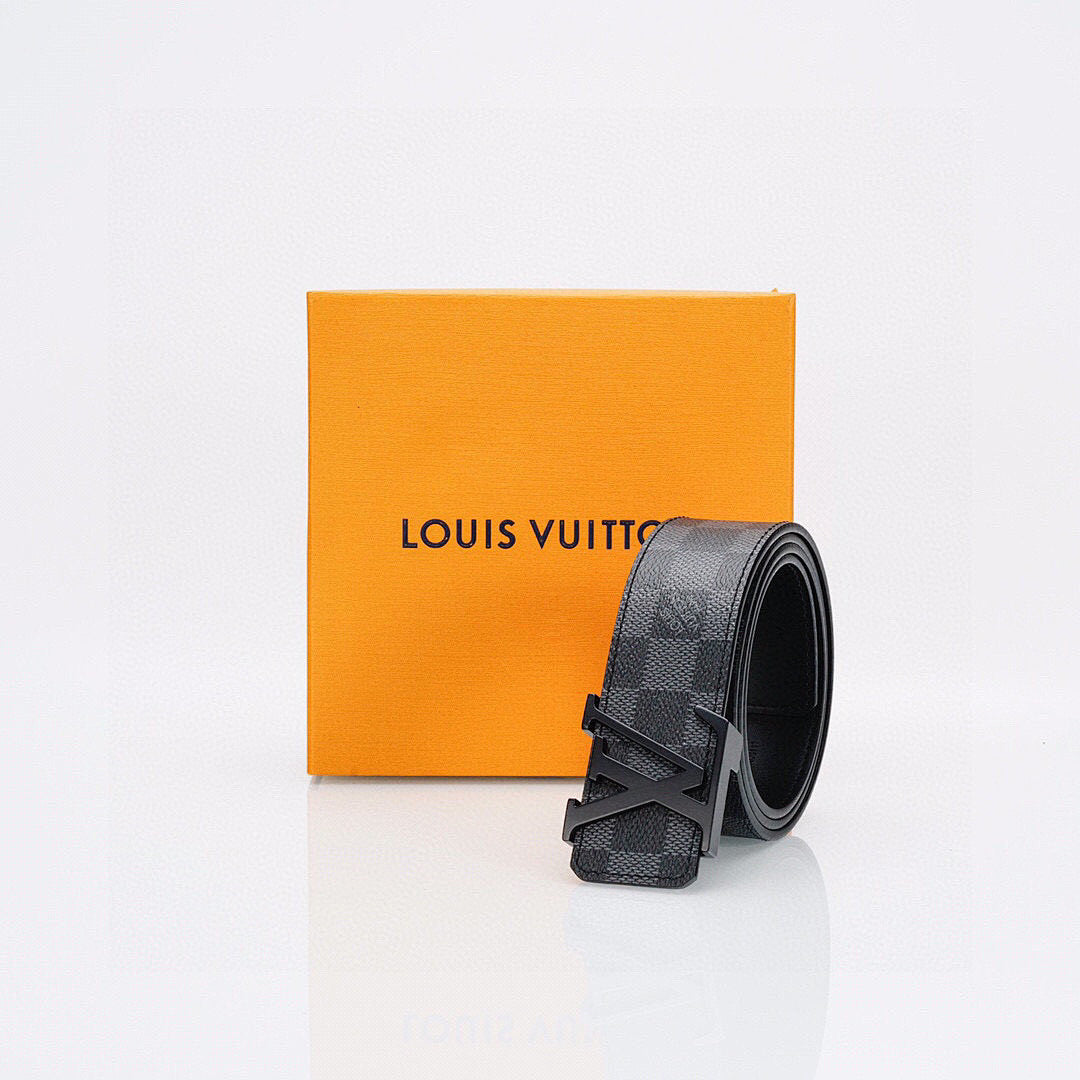 Luxury Black Lacquer Buckle Leather Belt – Premium Leather Belt