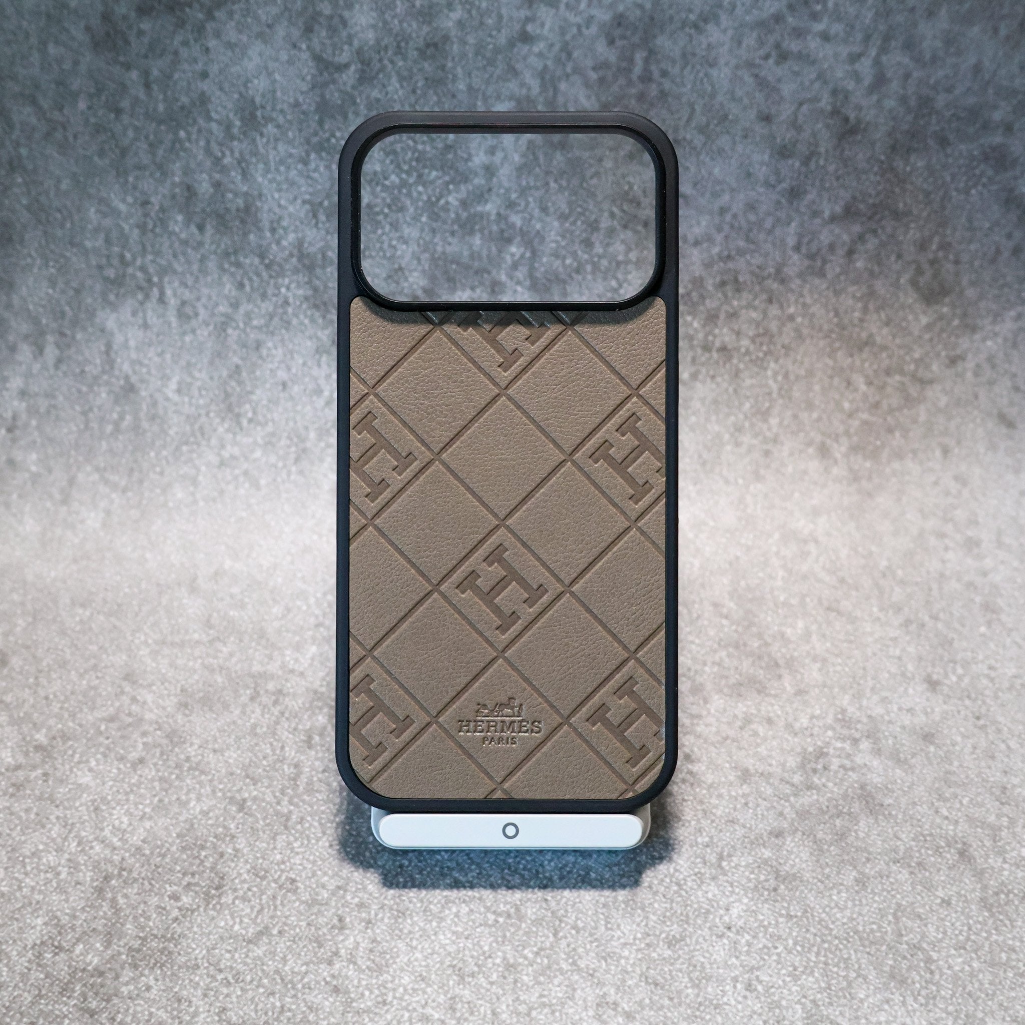 Luxury Leather iPhone Case For iPhone 17 / 16 / 15 / 14