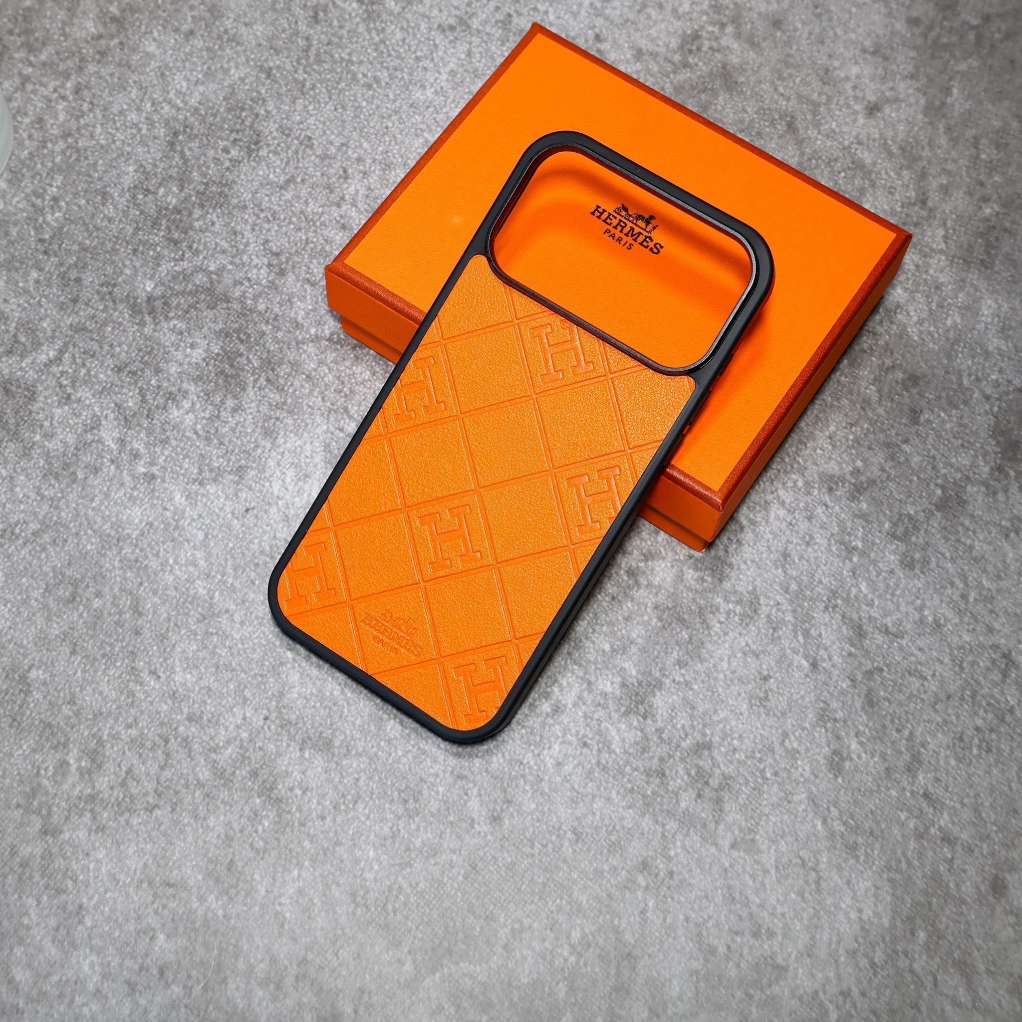 Luxury Leather iPhone Case For iPhone 17 / 16 / 15 / 14