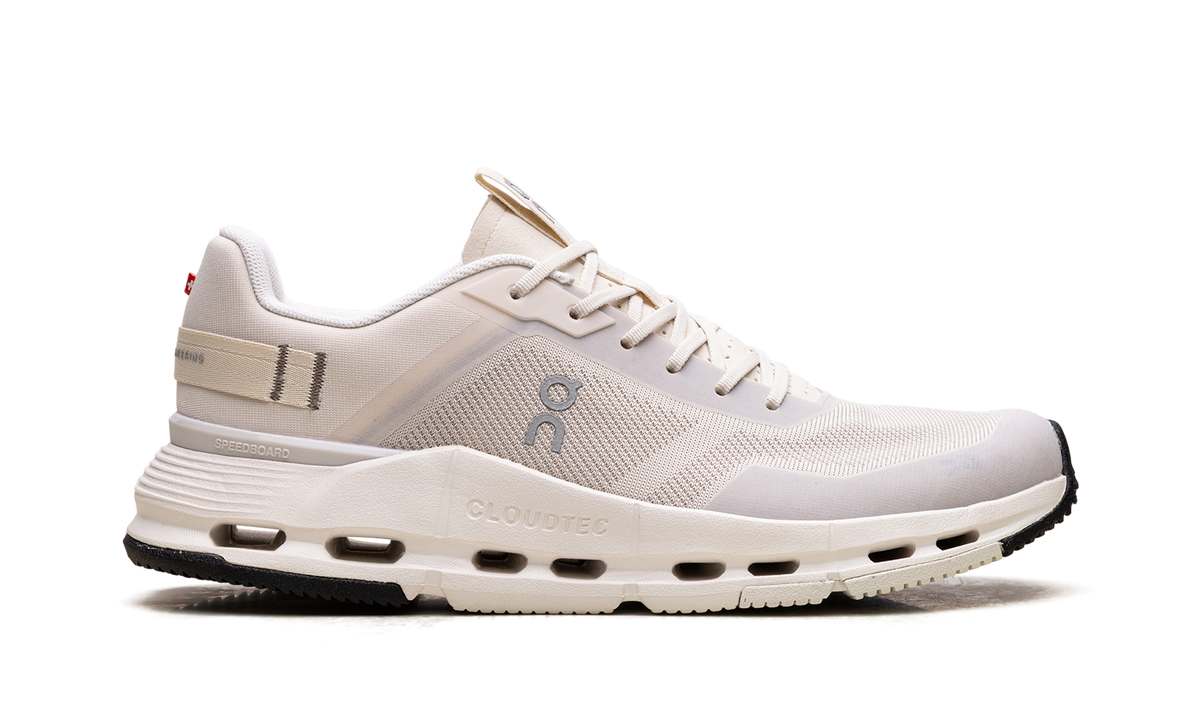 Cloudnova Form 2 TT WMNS "Cream Ivory" 3WF10552940