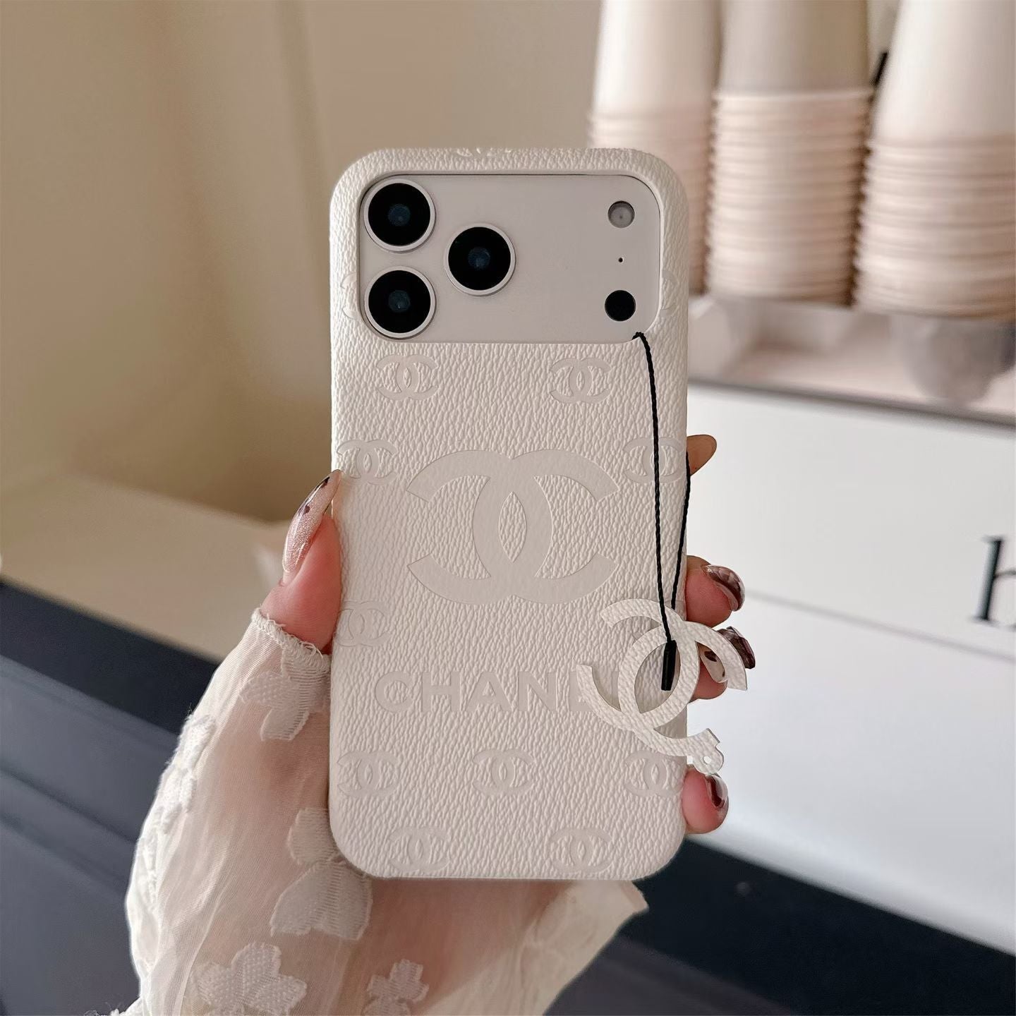 Luxury Phone Case For iPhone 17 / 16 / 15 / 14