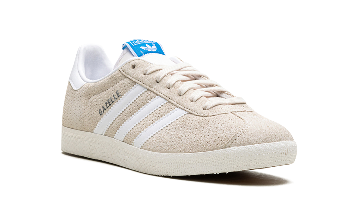 Gazelle "Wonder White" IF3817
