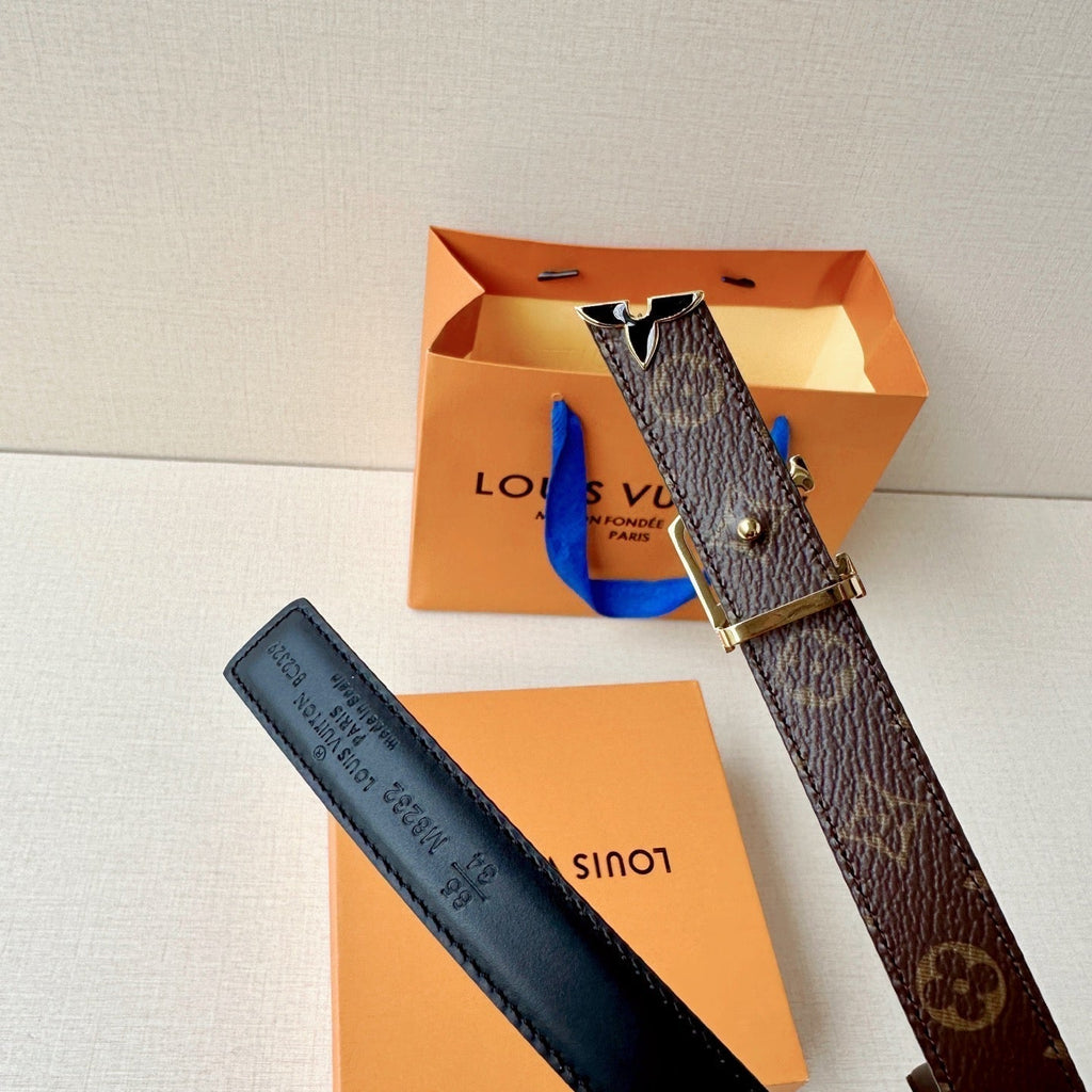 Luxury-Style Women's Belt – Premium Leather Belt
