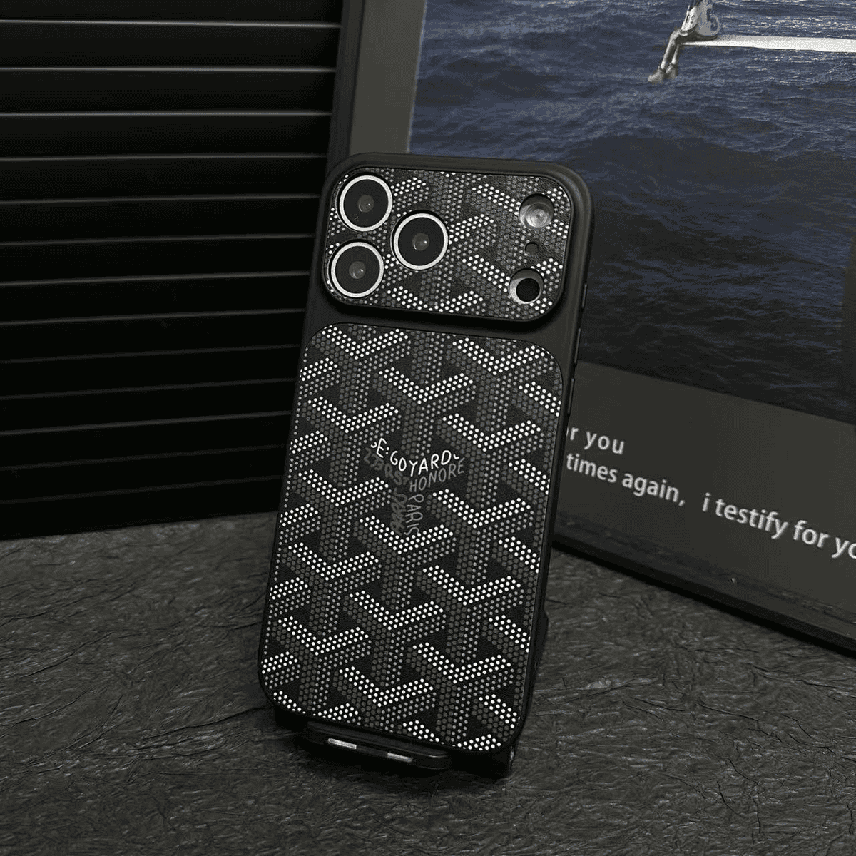 G-Y Stylish Embossed Texture Case for iPhone – Slim Luxury Protective Cover
