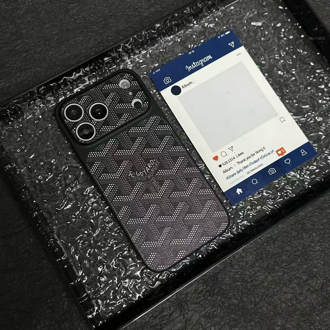 G-Y Stylish Embossed Texture Case for iPhone – Slim Luxury Protective Cover