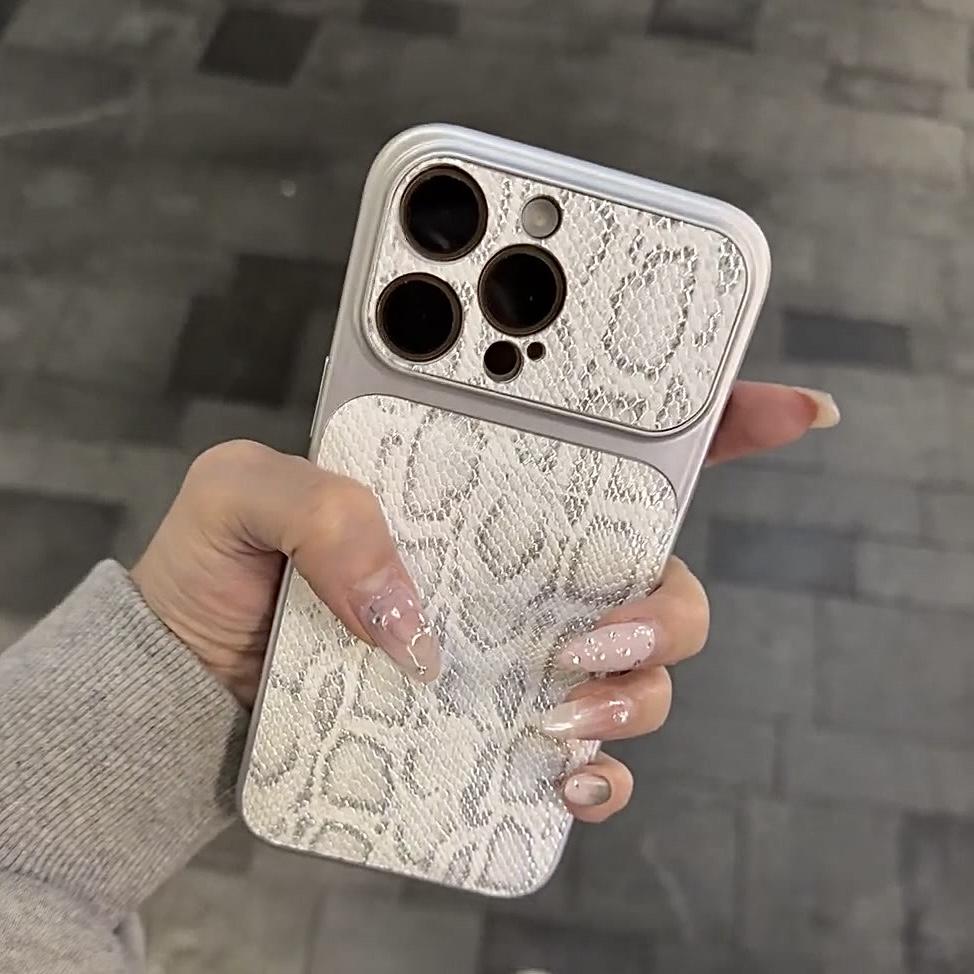 Luxury Snake Skin Texture iPhone Case – Elegant Everyday Protection