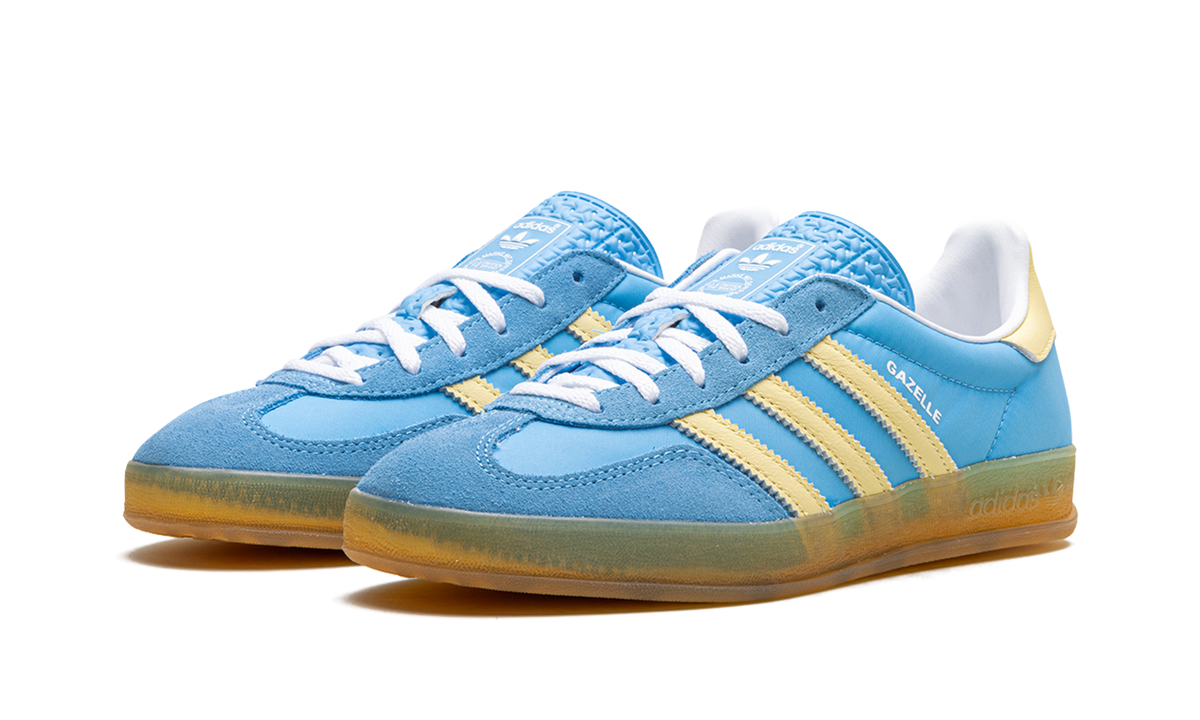 Gazelle Indoor WMNS "Semi Blue Burst Almost Yellow" IE2960
