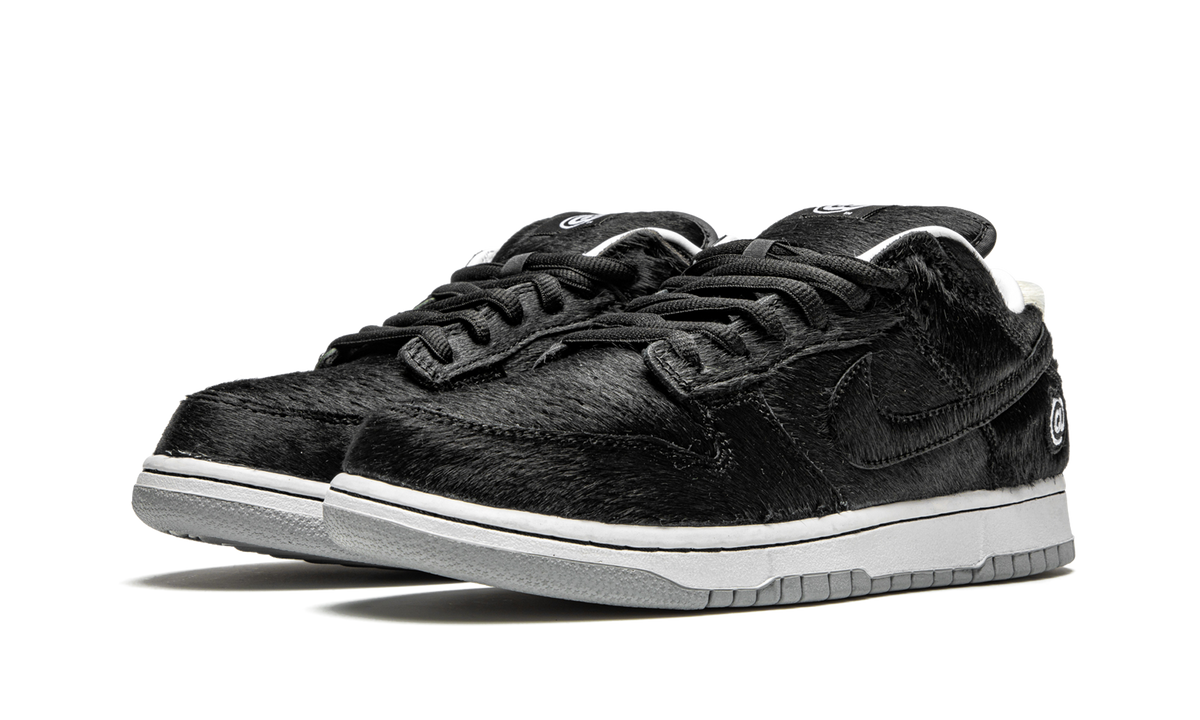 SB Dunk Low "Medicom Toy - BE@RBRICK" CZ5127 001