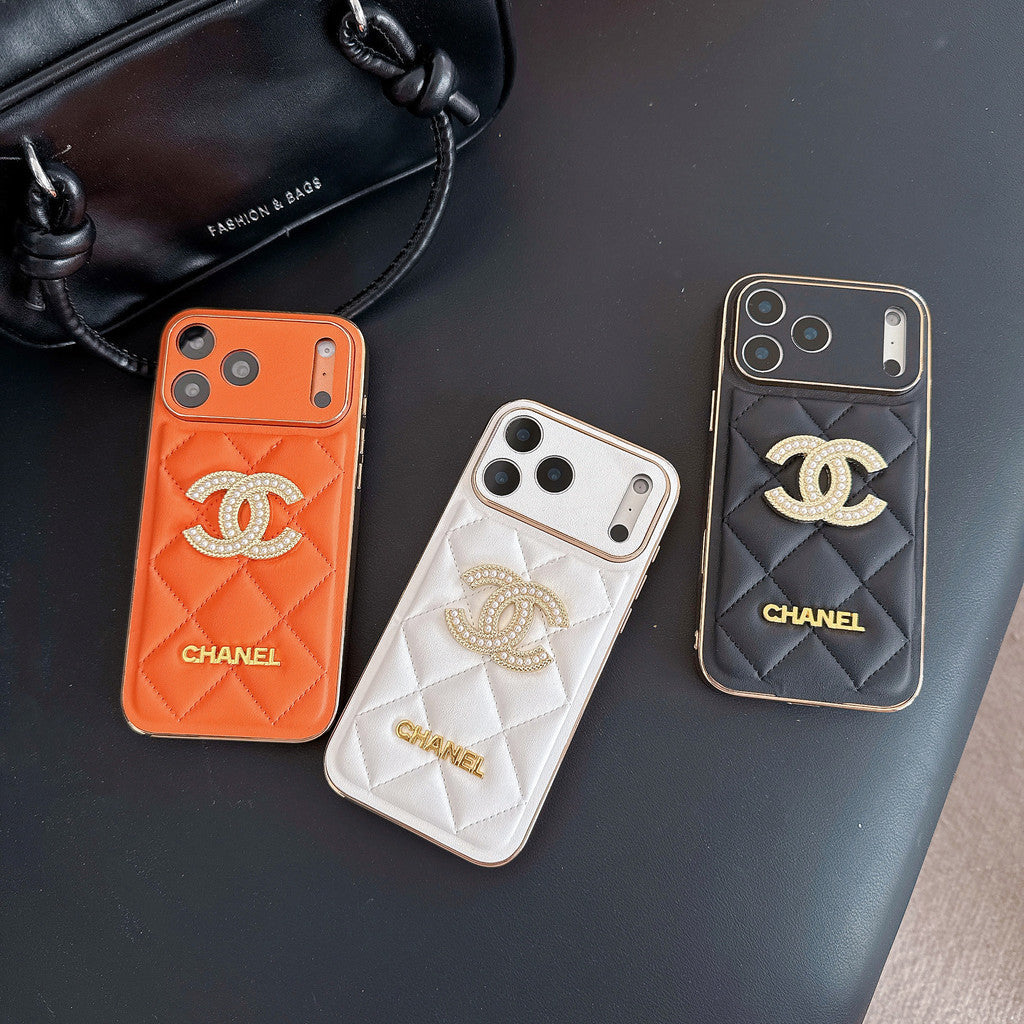 Leather Phone Case Diamond Logo with Gold Label For iPhone 17/ 16 /15 / 14